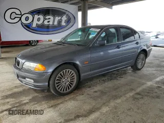2001 BMW 3 Series 330i with VIN WBAAV534X1JS94212, listed as a Copart auction lot 53376255 with 110,098 mi miles and Clean Title. Bid and sale history available at carsss.com. Image 1.