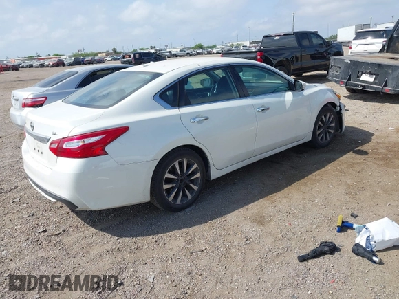 2017 Nissan Altima 2.5 SV with VIN 1N4AL3AP2HC272235, listed as a IAAI auction lot 41869314 with 52,705 mi miles. Bid and sale history available at carsss.com. Image 4.