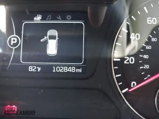 2018 Kia Sorento L with VIN 5XYPG4A33JG401399, listed as a IAAI auction lot 42043961 with 102,848 mi miles. Bid and sale history available at carsss.com. Image 15.