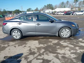 2022 Nissan Sentra S with VIN 3N1AB8BV7NY231435, listed as a IAAI auction lot 41527240 with 52,690 mi miles. Bid and sale history available at carsss.com. Image 13.