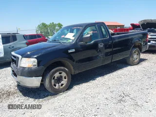 2006 Ford F-150 XL z VIN 1FTRF12266NA93922, wystawiony jako IAAI lot #42297444 z przebiegiem 189 094 mil mil oraz . Historia ofert i sprzedaży dostępna na DreamBid. Obrazek 2.