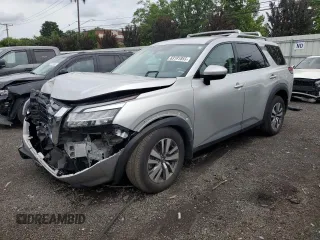 2023 Nissan Pathfinder SL with VIN 5N1DR3CC9PC242434, listed as a Copart auction lot 63191855 with 31,893 mi miles and Salvage title. Bid and sale history available at DreamBid. Image 1.