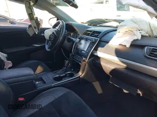 2016 Toyota Camry XSE with VIN 4T1BK1FK4GU570907, listed as a IAAI auction lot 41656506 with 1 mi miles. Bid and sale history available at carsss.com. Image 5.