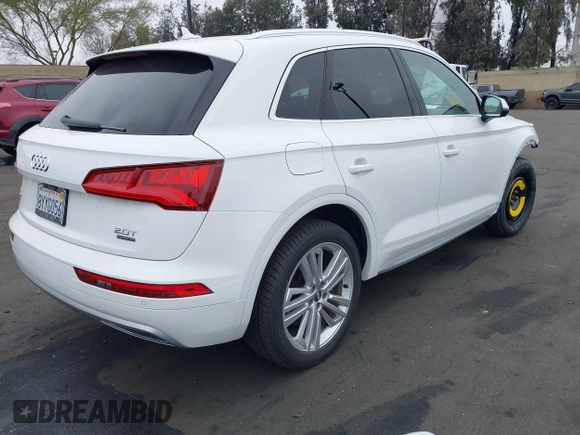 2018 Audi Q5 Premium Plus with VIN WA1BNAFY9J2205989, listed as a IAAI auction lot 41838062 with 60,777 mi miles. Bid and sale history available at carsss.com. Image 4.