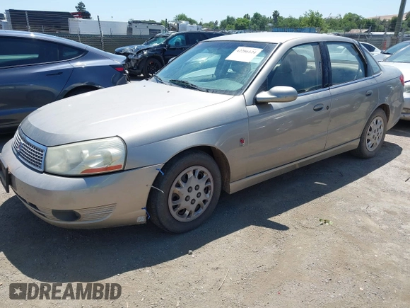 2003 Saturn LS z VIN 1G8JU54F73Y506784, wystawiony jako IAAI lot #42286124 z przebiegiem 202 185 mil mil oraz . Historia ofert i sprzedaży dostępna na DreamBid. Obrazek 2.