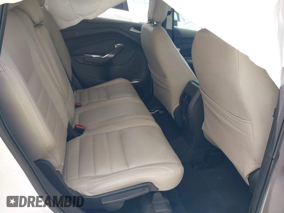 2019 Ford Escape SE z VIN 1FMCU0GD1KUA12322, wystawiony jako IAAI lot #42232033 z przebiegiem 141 764 mil mil oraz . Historia ofert i sprzedaży dostępna na DreamBid. Obrazek 8.
