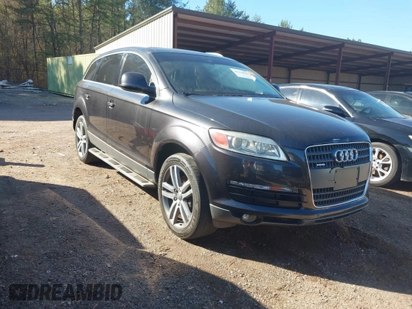 2008 Audi Q7 Premium with VIN WA1BV94LX8D019107, listed as a IAAI auction lot 41654539 with 141,846 mi miles. Bid and sale history available at carsss.com. Image 1.