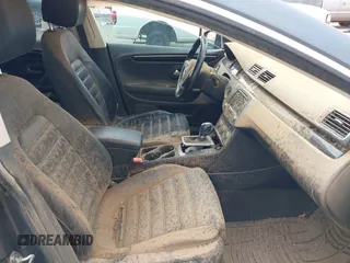 2015 Volkswagen CC Lux с VIN WVWRN7AN7FE811396, выставлен на аукционе IAAI как лот 42449677 с пробегом 219 062 миль миль и . История ставок и продаж доступна на DreamBid. Изображение 5.