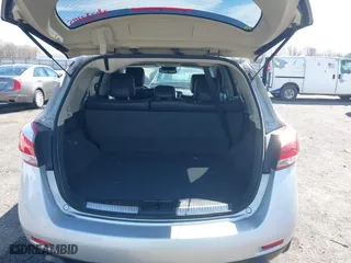 2011 Nissan Murano LE with VIN JN8AZ1MU1BW050195, listed as a IAAI auction lot 41824150 with 175,811 mi miles. Bid and sale history available at carsss.com. Image 17.