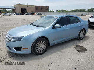 2010 Ford Fusion Hybrid with VIN 3FADP0L37AR210959, listed as a Copart auction lot 61081625 with 138,910 mi miles and Salvage title. Bid and sale history available at DreamBid. Image 1.