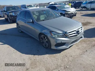 2014 Mercedes-Benz E E 350 Sport with VIN WDDHF5KB3EA971983, listed as a IAAI auction lot 41766040 with 95,321 mi miles. Bid and sale history available at carsss.com. Image 1.