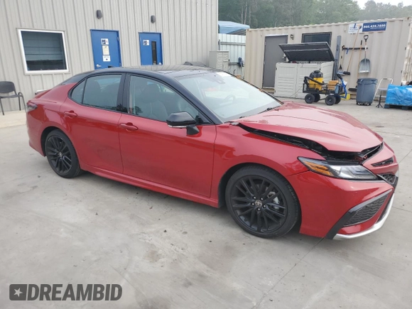 2021 Toyota Camry XSE z VIN 4T1K61AK4MU495780, wystawiony jako Copart lot #54576745 z przebiegiem 24 603 mil mil oraz Szkoda całkowita • Salvage title. Historia ofert i sprzedaży dostępna na DreamBid. Obrazek 4.