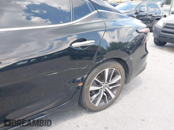 2020 Nissan Maxima SV with VIN 1N4AA6CV5LC364726, listed as a IAAI auction lot 42747680 with 151,806 mi miles and . Bid and sale history available at DreamBid. Image 6.