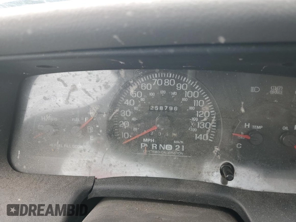 2005 Ford Police Interceptor with VIN 2FAHP71W25X102246, listed as a Copart auction lot 46324385 with 258,796 mi miles and Salvage title. Bid and sale history available at DreamBid. Image 9.