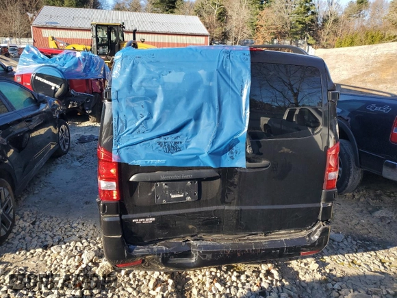 2020 Mercedes-Benz Metris with VIN W1WV0FEY7L3763633, listed as a Copart auction lot 82756324 with 35,263 mi miles and Salvage Title. Bid and sale history available at DreamBid. Image 6.