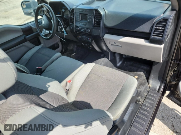 2015 Ford F-150 XLT z VIN 1FTEX1E80FKE79507, wystawiony jako Copart lot #61650135 z przebiegiem 68 275 mil mil oraz Czysty tytuł • Clean title. Historia ofert i sprzedaży dostępna na DreamBid. Obrazek 8.