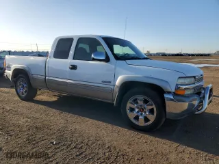 2001 Chevrolet Silverado 1500 LS with VIN 2GCEK19T411335996, listed as a Copart auction lot 52170615 with 0 mi miles and Salvage Title. Bid and sale history available at carsss.com. Image 4.