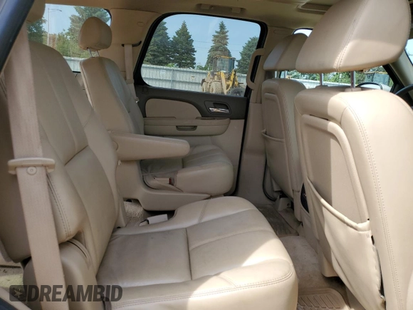 2007 GMC Yukon SLT with VIN 1GKFK13057J305802, listed as a Copart auction lot 57156884 with 218,494 mi miles and Salvage Title. Bid and sale history available at carsss.com. Image 10.
