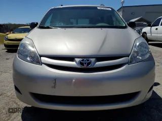 2008 Toyota Sienna CE z VIN 5TDZK23C98S213007, wystawiony jako Copart lot #56345045 z przebiegiem 115 052 mil mil oraz Szkoda całkowita • Salvage title. Historia ofert i sprzedaży dostępna na DreamBid. Obrazek 5.