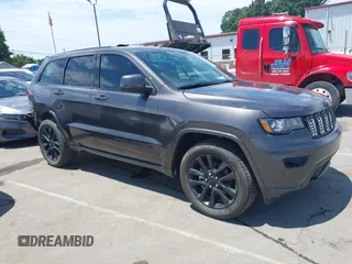 2019 Jeep Grand Cherokee Altitude z VIN 1C4RJEAG0KC778605, wystawiony jako IAAI lot #42286689 z przebiegiem 69 187 mil mil oraz . Historia ofert i sprzedaży dostępna na DreamBid. Obrazek 13.