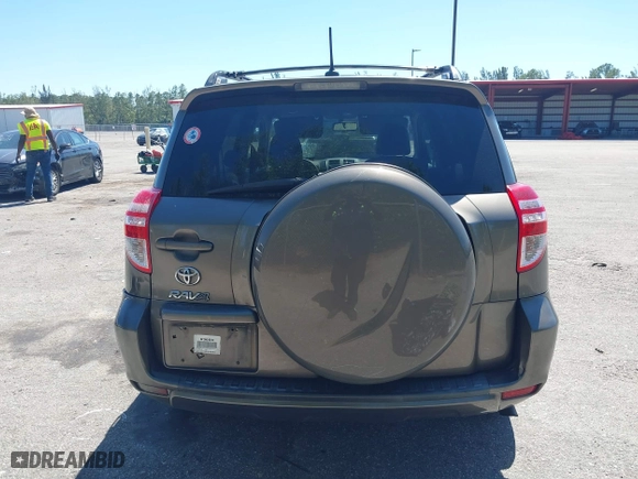 2011 Toyota RAV4 with VIN 2T3KF4DVXBW062010, listed as a IAAI auction lot 41763634 with 137,493 mi miles. Bid and sale history available at carsss.com. Image 16.