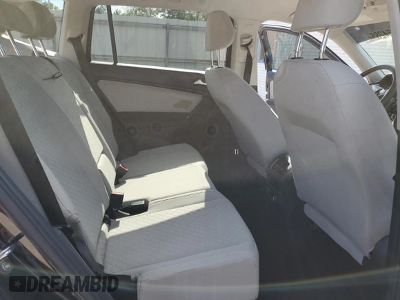 2018 Volkswagen Tiguan S с VIN 3VV0B7AXXJM122461, выставлен на аукционе Copart как лот 56054285 с пробегом 77 176 миль миль и Списание • Salvage title. История ставок и продаж доступна на DreamBid. Изображение 11.