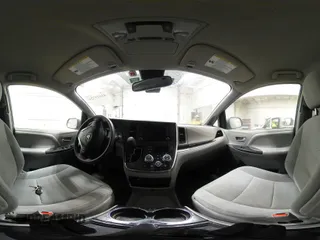 2018 Toyota Sienna LE Auto Access Seat with VIN 5TDKZ3DC4JS922290, listed as a IAAI auction lot 41615724 with 100,632 mi miles. Bid and sale history available at carsss.com. Image 18.