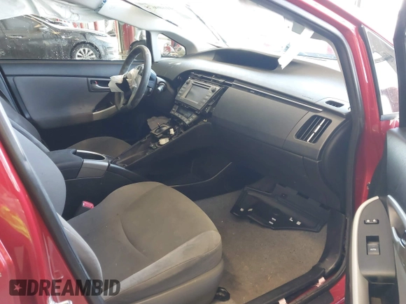 2013 Toyota Prius One with VIN JTDKN3DU6D5590982, listed as a IAAI auction lot 41609675 with Not Provided miles. Bid and sale history available at carsss.com. Image 5.