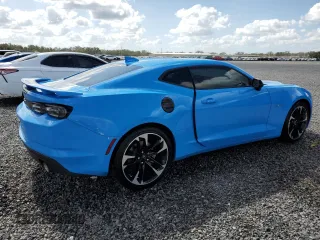 2022 Chevrolet Camaro 2LT with VIN 1G1FD1RX8N0125736, listed as a Copart auction lot 77250134 with 19,790 mi miles and Salvage Title. Bid and sale history available at carsss.com. Image 3.