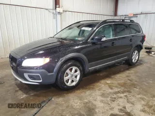 2011 Volvo XC70 3.2L with VIN YV4940BZ4B1114942, listed as a Copart auction lot 84097084 with 114,088 mi miles and Salvage Title. Bid and sale history available at DreamBid. Image 1.