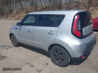 2014 Kia Soul with VIN KNDJN2A20E7738784, listed as a IAAI auction lot 42102980 with 139,242 mi miles. Bid and sale history available at carsss.com. Image 3.