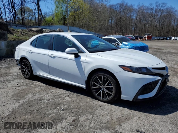 2023 Toyota Camry SE with VIN 4T1G11AKXPU815080, listed as a Copart auction lot 53675035 with 27,634 mi miles and Salvage Title. Bid and sale history available at DreamBid. Image 4.