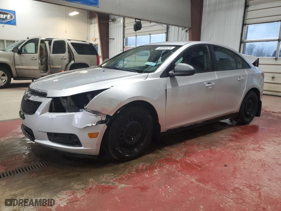 2014 Chevrolet Cruze LS with VIN 1G1PB5SGXE7283935, listed as a Copart auction lot 48990435 with 98,686 mi miles and Salvage Title. Bid and sale history available at carsss.com. Image 1.
