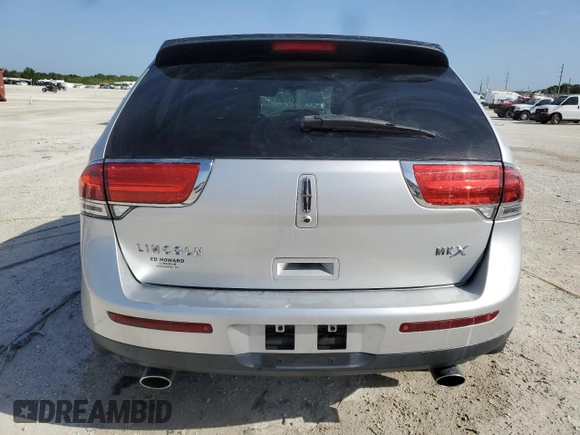2014 Lincoln MKX with VIN 2LMDJ6JK1EBL15560, listed as a Copart auction lot 49206495 with 74,430 mi miles and Salvage Title. Bid and sale history available at DreamBid. Image 6.