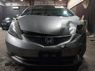 2010 Honda Fit with VIN JHMGE8H29AS020675, listed as a IAAI auction lot 41832465 with 212,713 mi miles. Bid and sale history available at carsss.com. Image 12.