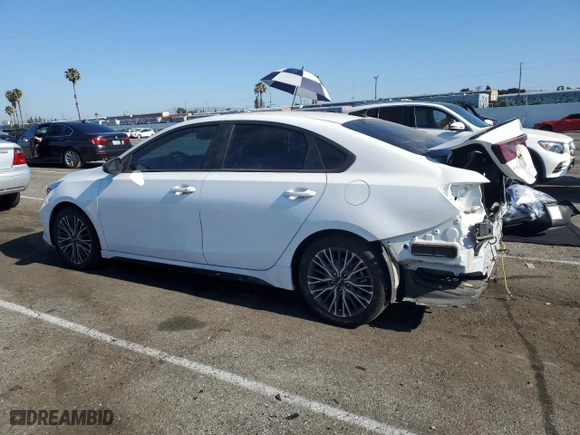 2022 Kia Forte GT-Line with VIN 3KPF54AD4NE483771, listed as a Copart auction lot 61010214 with 35,446 mi miles and Salvage Title. Bid and sale history available at carsss.com. Image 2.