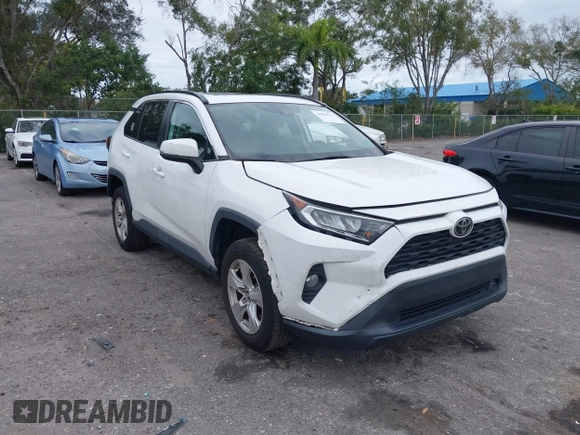 2019 Toyota RAV4 XLE with VIN 2T3W1RFV3KW054552, listed as a IAAI auction lot 40885219 with 40,695 mi miles and . Bid and sale history available at DreamBid. Image 1.