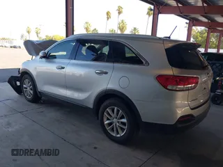 2018 Kia Sorento LX V6 with VIN 5XYPGDA50JG413205, listed as a IAAI auction lot 40331681 with 69,664 mi miles. Bid and sale history available at carsss.com. Image 3.