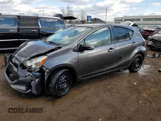 2016 Toyota Prius One z VIN JTDKDTB39G1590743, wystawiony jako Copart lot #47245825 z przebiegiem 86 607 mil mil oraz Szkoda całkowita • Salvage title. Historia ofert i sprzedaży dostępna na DreamBid. Obrazek 1.