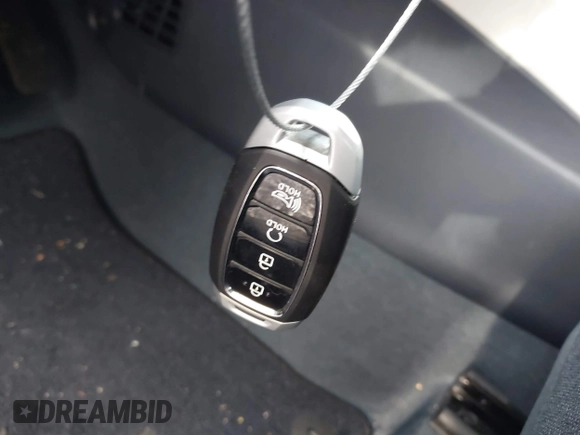 2024 Hyundai Venue SEL with VIN KMHRC8A39RU285918, listed as a IAAI auction lot 41480084 with 4,824 mi miles and . Bid and sale history available at DreamBid. Image 11.
