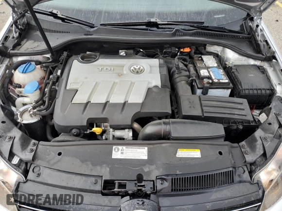 2014 Volkswagen Jetta TDI w/Sunroof & Nav with VIN 3VWPL7AJ9EM617419, listed as a Copart auction lot 59203225 with 85,147 mi miles and Salvage title. Bid and sale history available at DreamBid. Image 11.