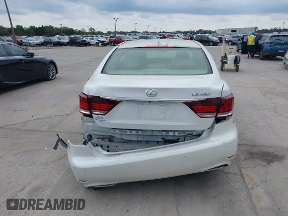 2015 Lexus LS with VIN JTHBL5EF3F5136885, listed as a IAAI auction lot 41611555 with 20,190 mi miles. Bid and sale history available at carsss.com. Image 16.