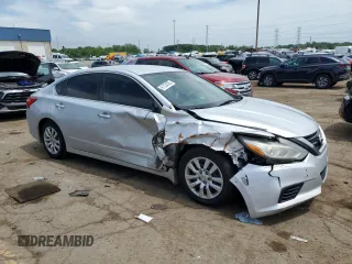 2017 Nissan Altima S with VIN 1N4AL3APXHN325056, listed as a Copart auction lot 61234335 with 200,413 mi miles and Clean title. Bid and sale history available at DreamBid. Image 4.