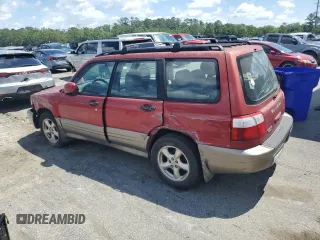 2002 Subaru Forester S with VIN JF1SF65522H736740, listed as a Copart auction lot 60640175 with 318,267 mi miles and Salvage title. Bid and sale history available at DreamBid. Image 2.