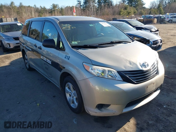 2015 Toyota Sienna L с VIN 5TDZK3DC6FS543494, выставлен на аукционе IAAI как лот 40984941 с пробегом 146 352 миль миль и . История ставок и продаж доступна на DreamBid. Изображение 1.