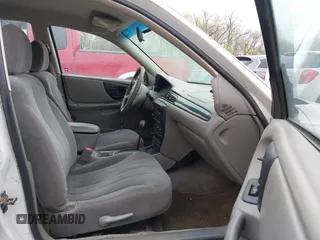 2004 Chevrolet Classic with VIN 1G1ND52F14M516920, listed as a IAAI auction lot 41902825 with 264,864 mi miles. Bid and sale history available at carsss.com. Image 5.
