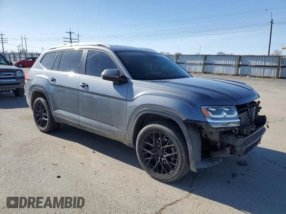 2018 Volkswagen Atlas SE z VIN 1V2CP2CA2JC596042, wystawiony jako Copart lot #49864425 z przebiegiem 87 859 mil mil oraz Szkoda całkowita • Salvage title. Historia ofert i sprzedaży dostępna na DreamBid. Obrazek 4.