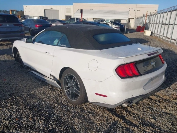 2020 Ford Mustang EcoBoost with VIN 1FATP8UH1L5118952, listed as a IAAI auction lot 40760780 with 79,254 mi miles. Bid and sale history available at carsss.com. Image 3.