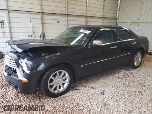 2006 Chrysler 300 C with VIN 2C3KA63H66H400714, listed as a Copart auction lot 71831914 with 288,577 mi miles and Salvage Title. Bid and sale history available at carsss.com. Image 1.