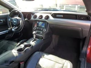 2018 Ford Mustang EcoBoost z VIN 1FA6P8TH8J5175581, wystawiony jako Copart lot #55151015 z przebiegiem 65 685 mil mil oraz Szkoda całkowita • Salvage title. Historia ofert i sprzedaży dostępna na DreamBid. Obrazek 8.